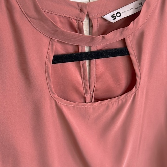 SO Mauve Blouse | SIZE XS - Picture 5 of 6